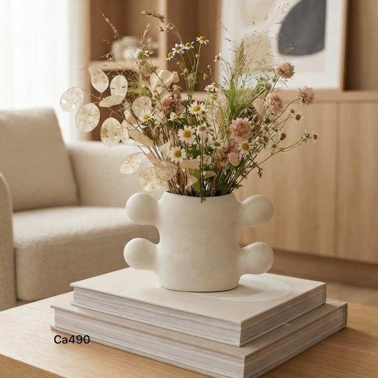 Jarron florero diseño cactus blanco pequeño 17cm* 6,8cm* 11cm